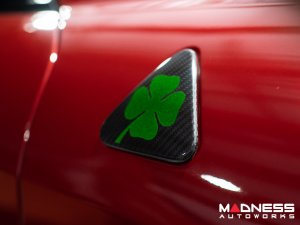  Alfa Romeo Giulia Quadrifoglio (QV) Fender Badge Cover Set - Carbon Fiber - Green Clover
